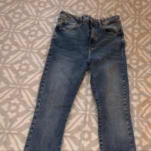 Forever 21 high wasted push up jeans
